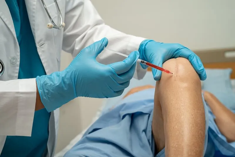 Viscosuplementación de rodilla (Infiltración) ofrecido por Dr. Luis Daniel Ramos Montes